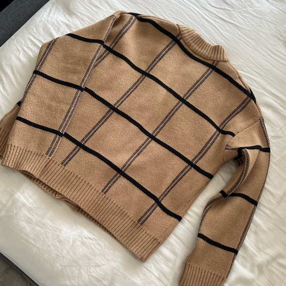 ❌ Sold ❌ Oak & Fort Plaid Cardigan - Picture 4 of 6